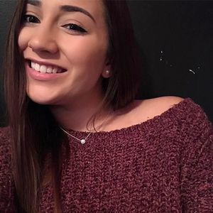 Meet your Posher, Julia